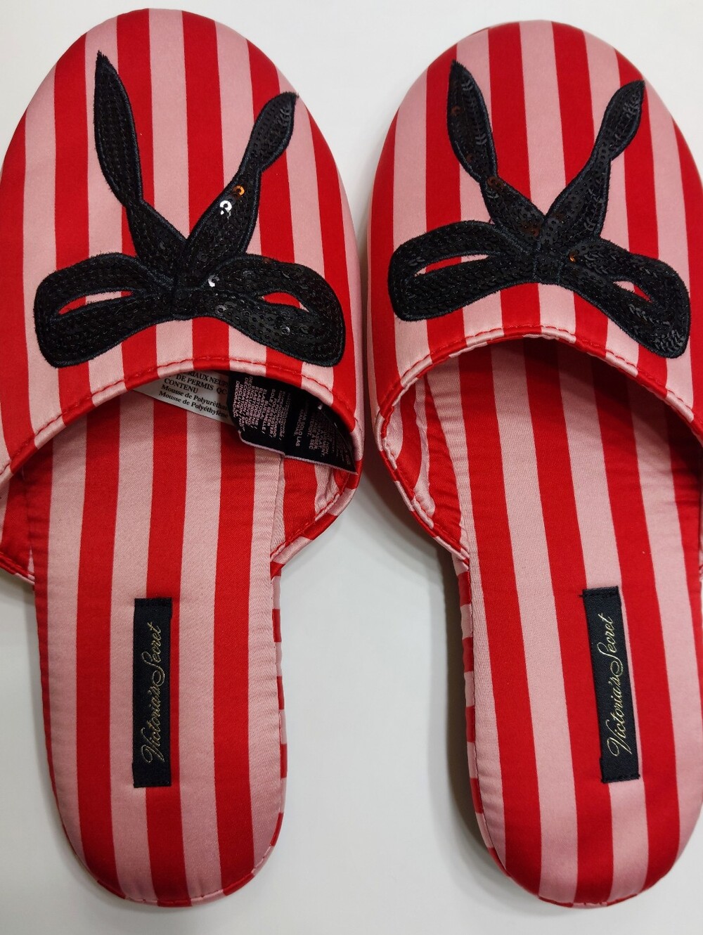 Victoria Secrets- Slippers.